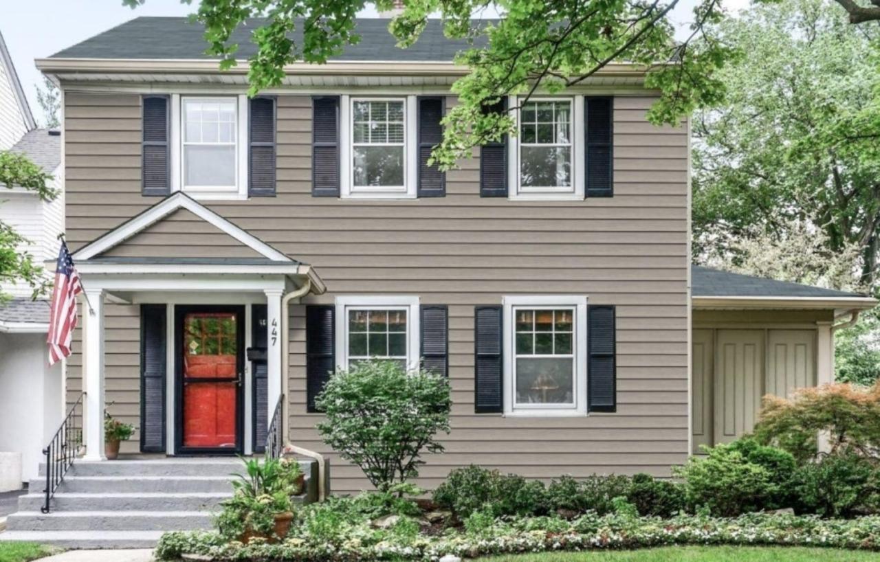 What Color Siding Goes With Dark Brown Brick at Michelle Peckham blog What Color Siding Goes With Dark Brown Brick at Michelle Peckham blog
